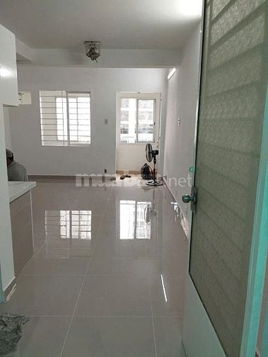 CC 52 P5 Q8 ,  1PN 49m2 , sd thang máy, shr ngay TTHC Q8, hỗ trợ NH