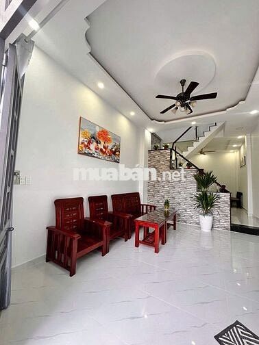 CHO THUÊ NHÀ MỚI NGUYÊN CĂN 4 X 13, 1 TRỆT 1 LẦU