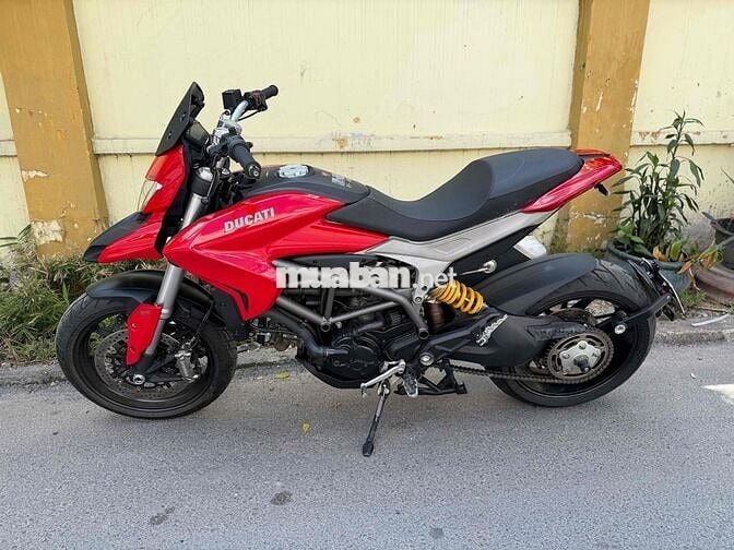 Ducati HyperStrada 821 ABS 2014