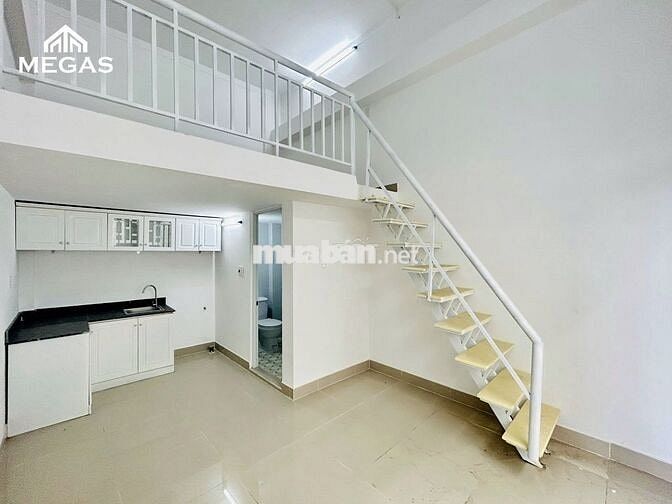Cho thuê phòng gác cao, diện tích 40m2- Gần Ktx khu B, ĐH Bách Khoa 7p
