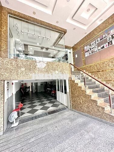 CHO THUÊ TÒA BUILDING MẶT TIỀN Đ.PHẠM HUY THÔNG (HẦM TRỆT 5 LẦU 6mX21)