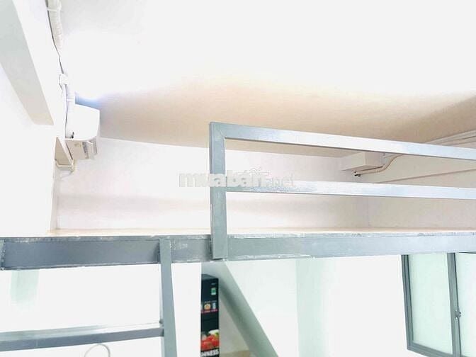 PHÒNG DUPLEX MẶT TIỀN NHÀ BAO THOÁNG TIỆN