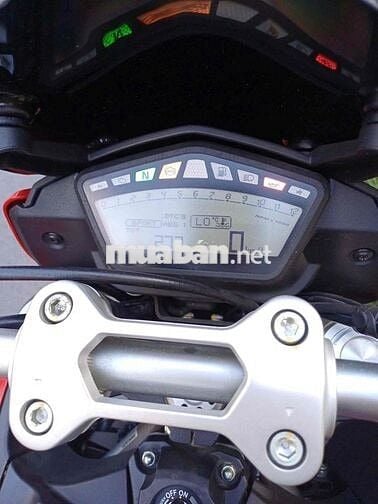 Ducati HyperStrada 821 ABS 2014