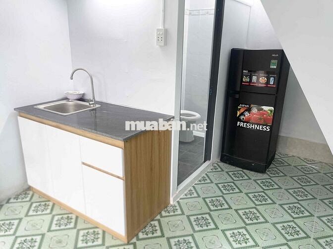 PHÒNG DUPLEX MẶT TIỀN NHÀ BAO THOÁNG TIỆN