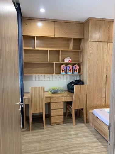 Ban công Đông Nam-Chính chủ bán căn hộ khu đô thị Vinhomes Ocean Park
