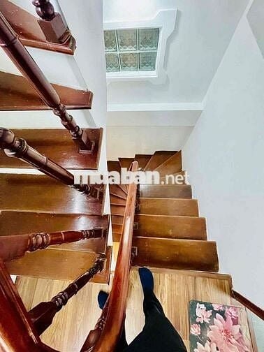 BÁN NHÀ ĐƯỜNG LÁNG ĐỐNG ĐA NGÕ TO GẦN PHỐ GẦN Ô TÔ DT: 36m2 * 5Tầng