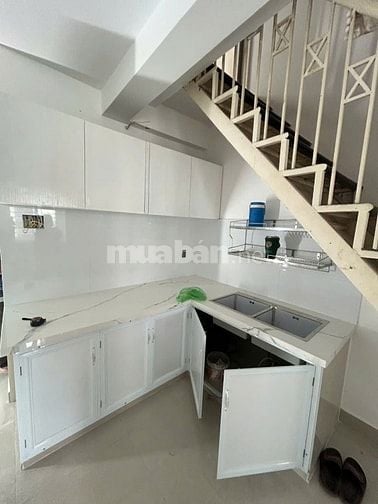 CC 52 P5 Q8 ,  1PN 49m2 , sd thang máy, shr ngay TTHC Q8, hỗ trợ NH