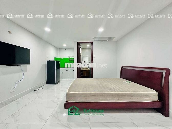 STUDIO CỬA SỔ LỚN , THANG MÁY , THUẬN TIỆN ĐI QUẬN 10, QUẬN 5