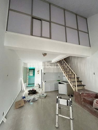 CC 52 P5 Q8 ,  1PN 49m2 , sd thang máy, shr ngay TTHC Q8, hỗ trợ NH