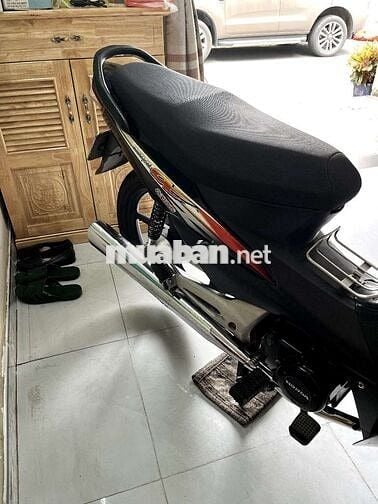 Honda Wave @ 100 bánh mâm màu đen số TPHCM