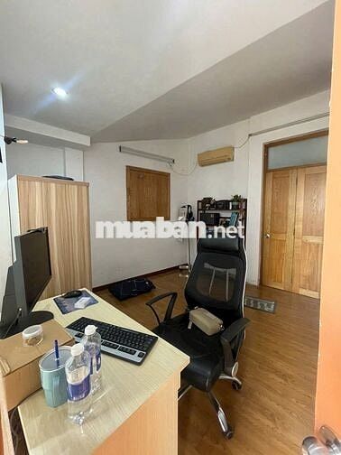 Villa sân Vườn, Trệt 2 lầu, sân thượng, 3PN, 3wc , Hẻm oto đậu cửa