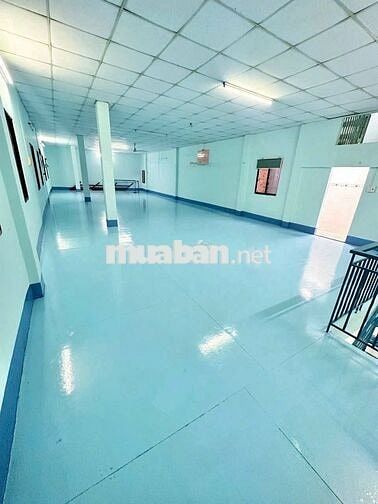 Hẻm 5m 747/1 Hồng Bàng Q11 20x8m 1L suốt 18 triệu