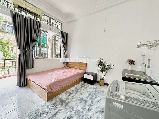 CHStudio Ban Công 40m2 Full Nội Thất Máy Giặt Riêng Đường Đùi Đình Túy