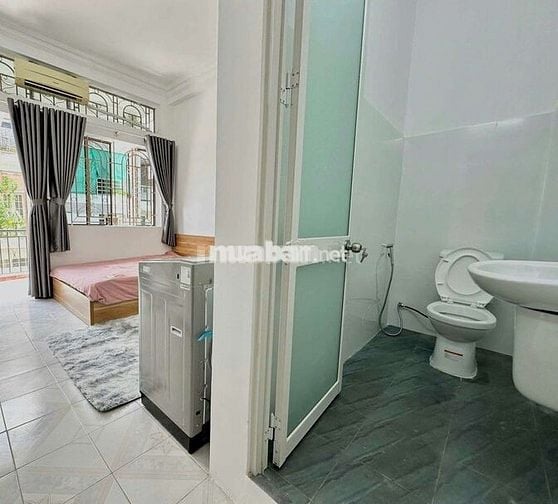 CHStudio Ban Công 40m2 Full Nội Thất Máy Giặt Riêng Đường Đùi Đình Túy