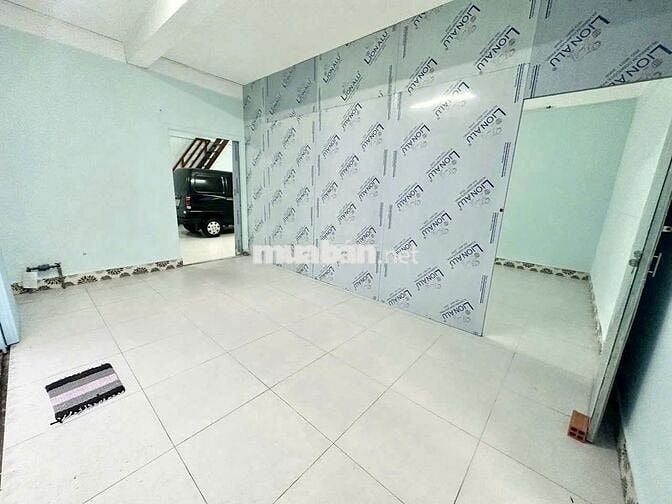 Hẻm 5m 747/1 Hồng Bàng Q11 20x8m 1L suốt 18 triệu