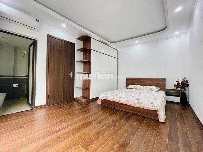 Dương Quảng Hàm 6 Tầng Thang Máy 44m2 Nhỉnh 9 Tỷ