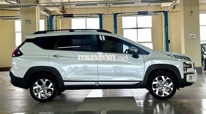 Mitsubishi Xpander Cross 2025, xe đẹp, giá tốt