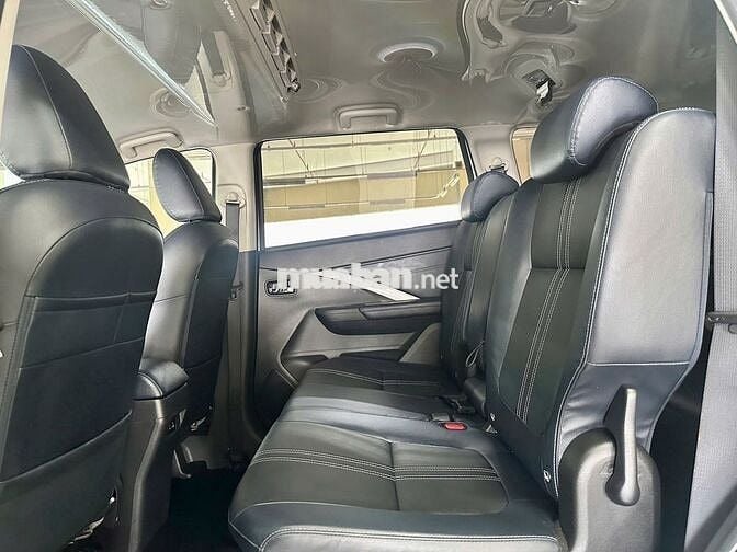 Mitsubishi Xpander Cross 2025, xe đẹp, giá tốt