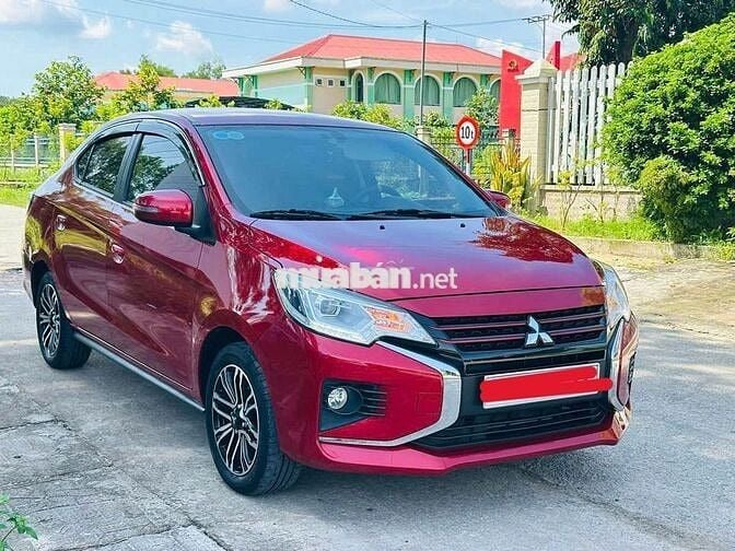 Mitsubishi Attrage CVT 2023 đỏ – Odo 3.300 km