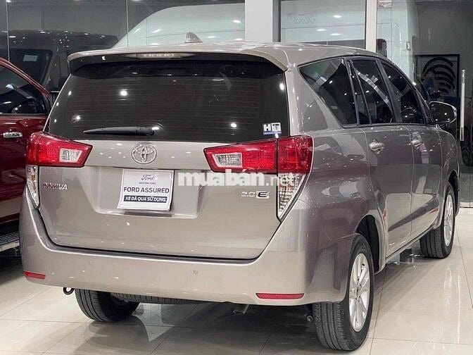 Toyota Innova 2020 2.0E - số sàn 475 bao ra tên