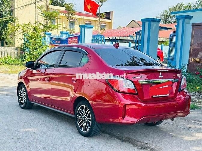 Mitsubishi Attrage CVT 2023 đỏ – Odo 3.300 km