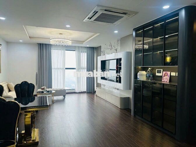 Chủ cần bán gấp căn hộ 116m2-3N tại FLC 265 Cầu giấy. Hướng Đông Nam