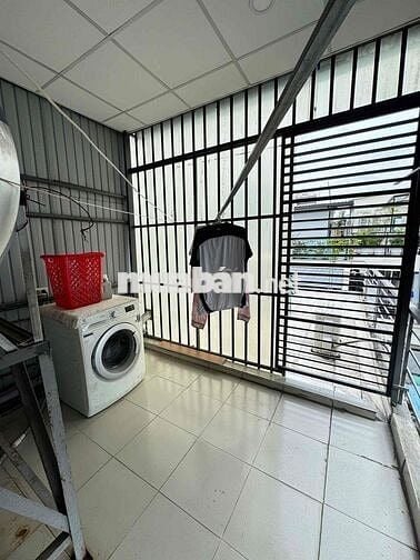 Cho Thuê Căn Hộ Studio Ban Công Máy Hút Mùi Full NT Ngay Trung Tâm Q1