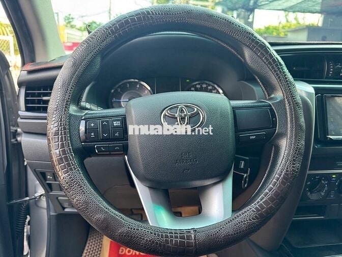 Toyota Fortuner 2018 2.4G 4x2 MT - 94286 km