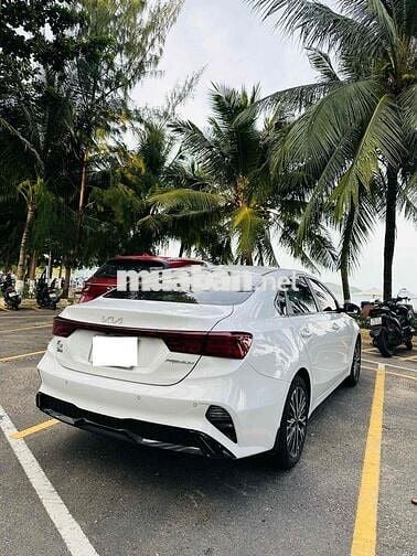 Kia K3 1.6 Premium 2024 - Lướt 10.000km