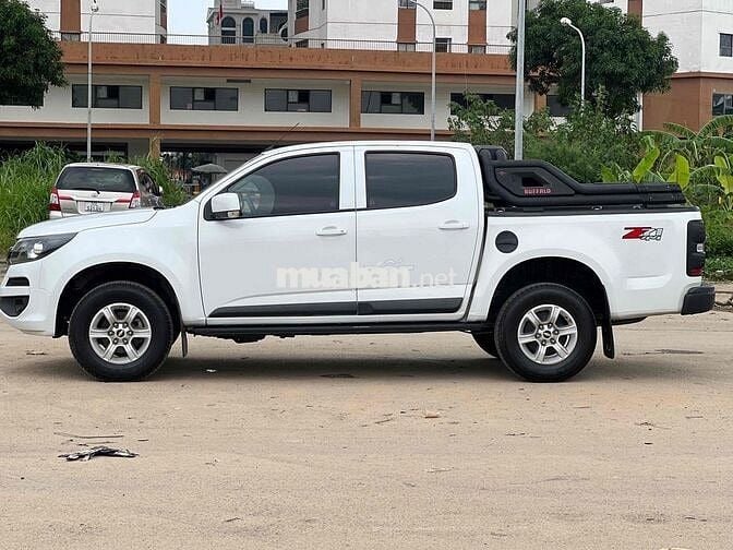 Chevrolet Colorado 2018 LT 2.5 MT 4WD - 800000 km