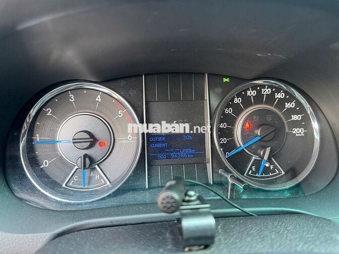 Toyota Fortuner 2018 2.4G 4x2 MT - 94286 km