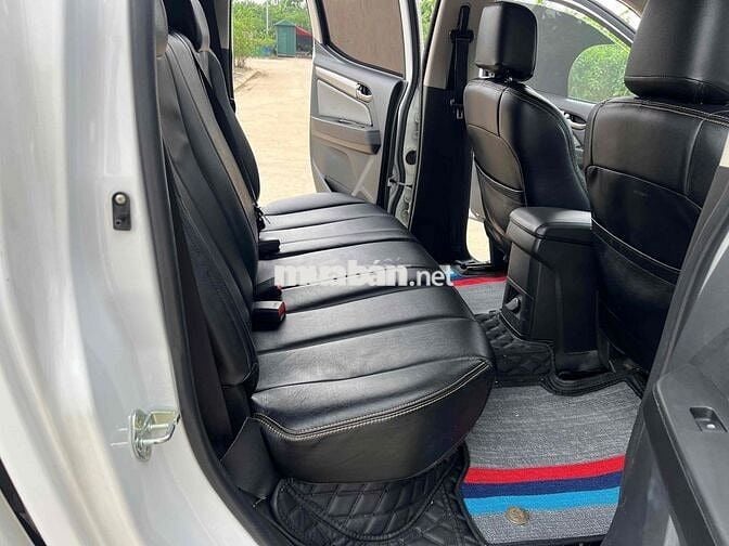 Chevrolet Colorado 2018 LT 2.5 MT 4WD - 800000 km