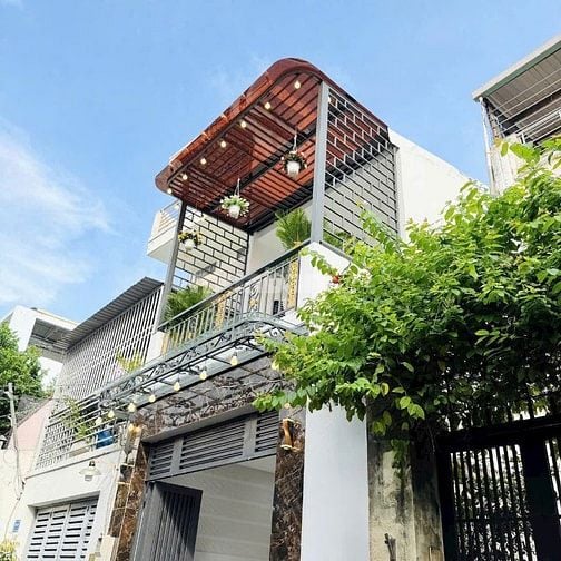Nhà ngộp bán gấp Chiến Thắng, P.9, Phú Nhuận,(77m2), giá chỉ 2,95