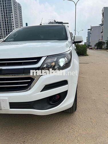 Chevrolet Colorado 2018 LT 2.5 MT 4WD - 800000 km