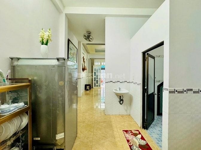 NHÀ ĐẸP GẤP BÁN 51m2, 4 TẦNG, NGANG 5m, HƠN 5 TỶ, P14 Q8 NGAY CC AQUA 