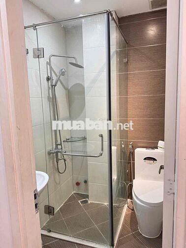 Cho Thuê Căn Hộ Studio Ban Công Máy Hút Mùi Full NT Ngay Trung Tâm Q1