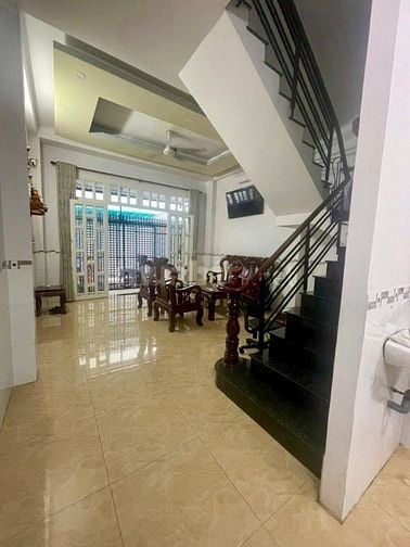 NHÀ ĐẸP GẤP BÁN 51m2, 4 TẦNG, NGANG 5m, HƠN 5 TỶ, P14 Q8 NGAY CC AQUA 