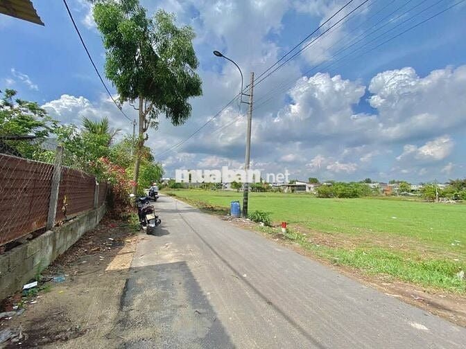 BÁN ĐẤT: 150m2 thổ cư  1/ Hương Lộ 2 Trung Tâm Trảng Bàng - SHR