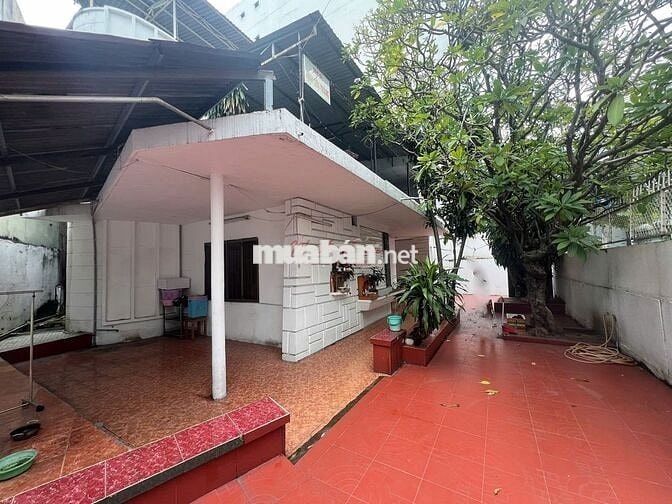 ƠI LÀ TRỜI NHÀ BIỆT THỰ ĐẸP DỊ - VILLA SÂN VƯỜN PHÚ NHUẬN GIÁ CHỈ XX !