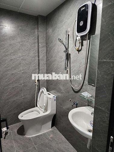 Phòng sạch đẹp ban công thoáng mát Tiểu La ĐN