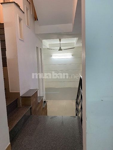 Bán nhà riêng hẻm 256 Pasteur, P8, Quận 3, giá 7.2 tỷ 