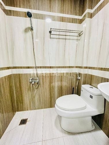 BÁN NHÀ HẺM 345 TRẦN HƯNG ĐẠO ĐỐI DIỆN CÔNG AN THÀNH PHỐ 