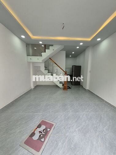SIÊU PHẪM Q4- 2 TẦNG- 32m2 - KO QH- CHỈ 2 TỶ NHỈNH