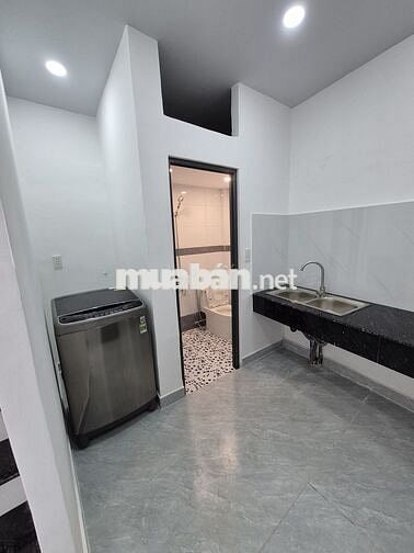 SIÊU PHẪM Q4- 2 TẦNG- 32m2 - KO QH- CHỈ 2 TỶ NHỈNH