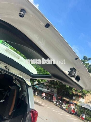 Toyota Innova 2019 2.0G - 120000 km