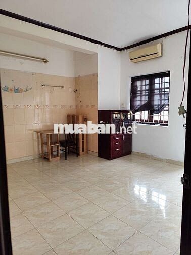 CHO THUÊ CHUNG CƯ NGUYỄN DUY DƯƠNG P8 Q5 THANG MÁY