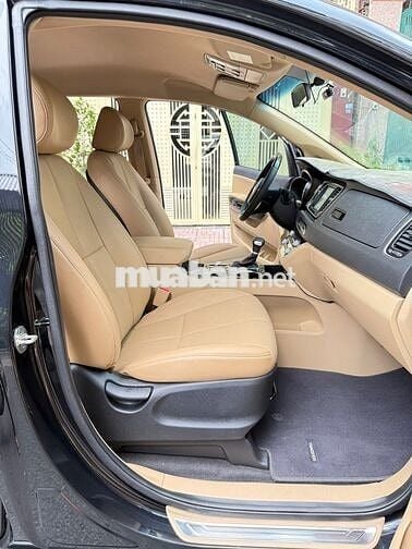 Kia Sedona 2020 2.2 DAT Deluxe - 65000 km