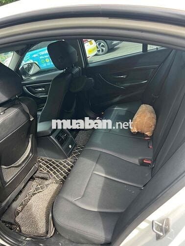 BMW 3 Series 2013 320i - 120000 km
