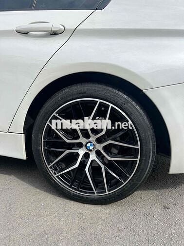 BMW 3 Series 2013 320i - 120000 km