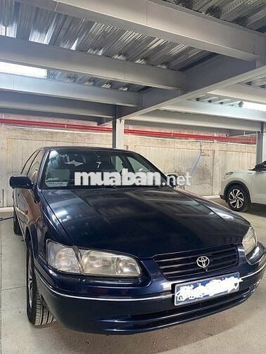 TOYOTA CAMRY NĂM 1999 4 CHỖ